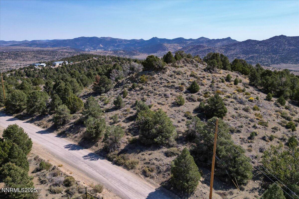 4760 Livery Road Reno, NV 89521 - Photo 33 of 41 a view of a city with mountain