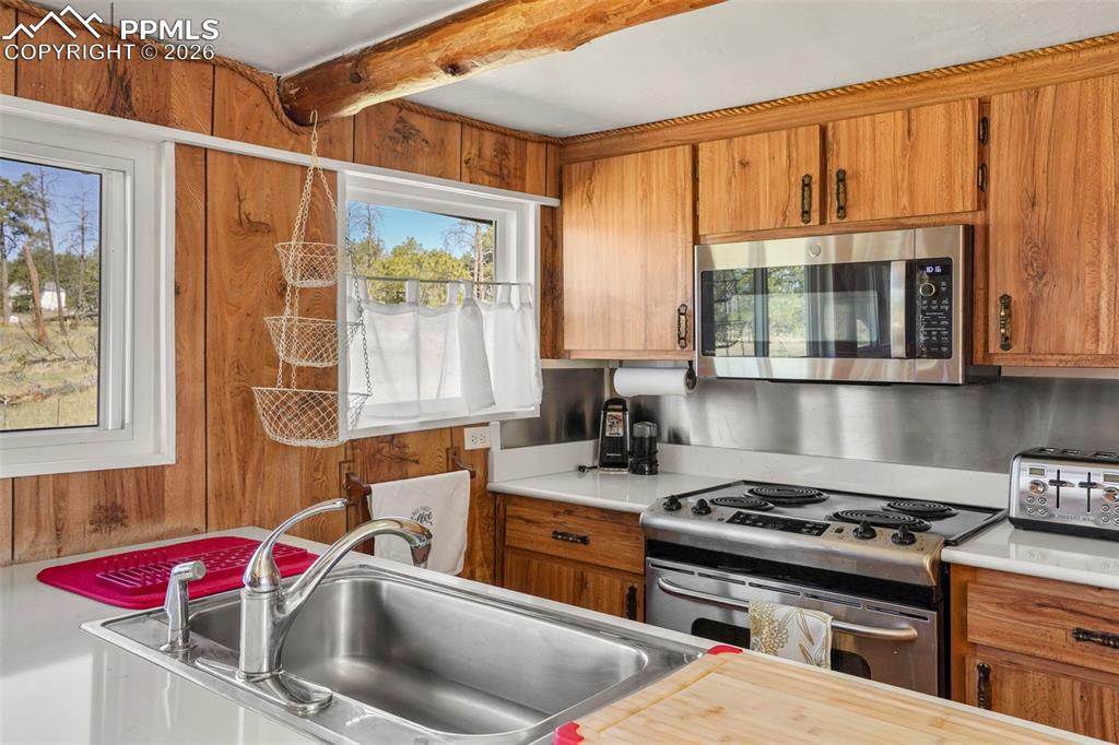 11865 Vollmer Road Colorado Springs, CO 80908 - Photo 22 of 43