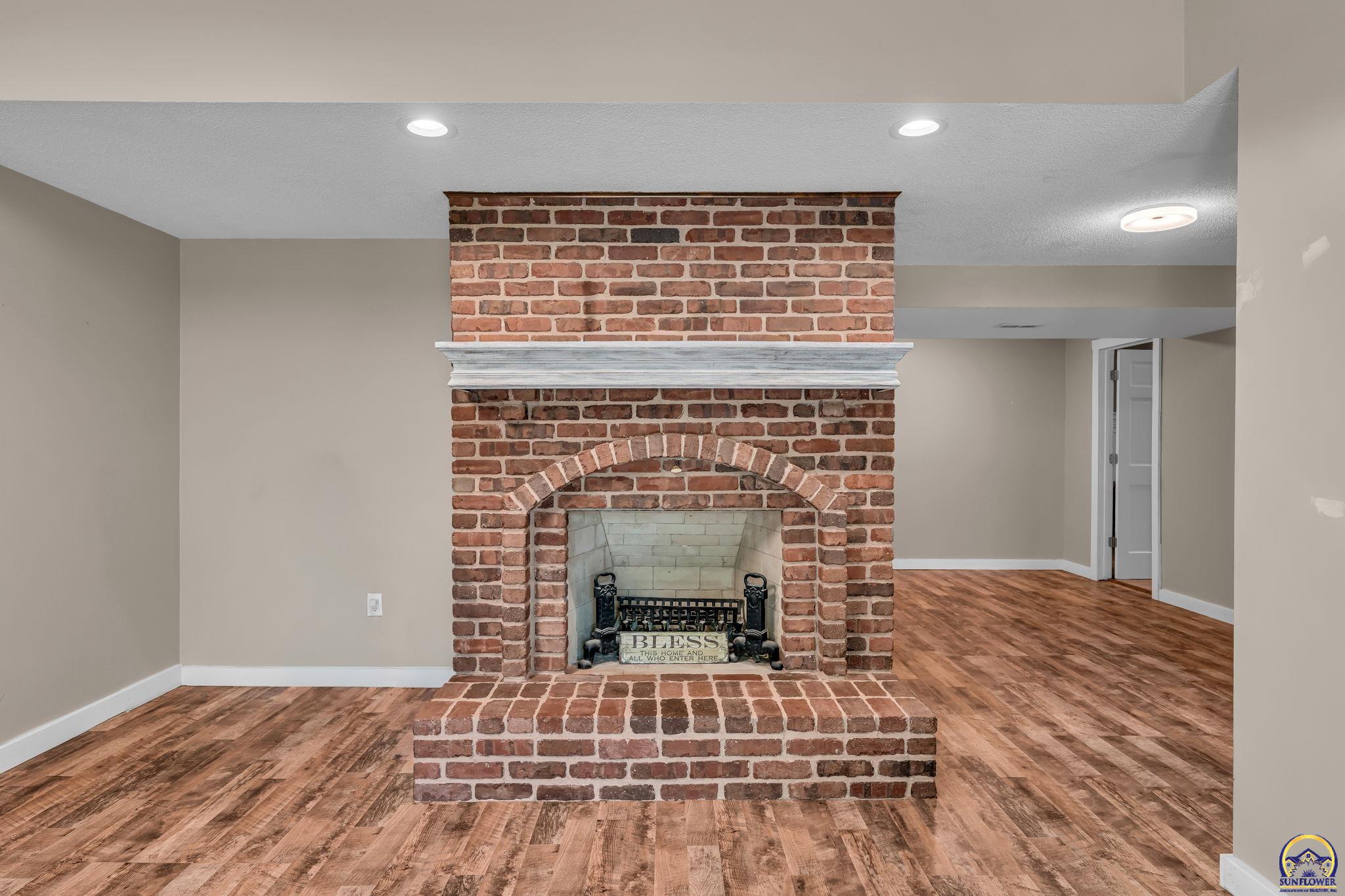 3725 Southwest Kings Forest Road Topeka, KS 66610 - Photo 26 of 52