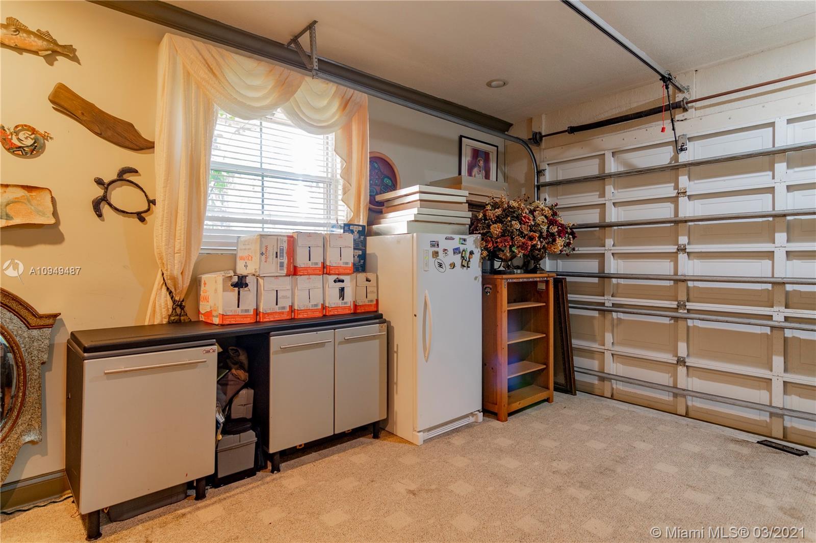 2273 Southwest 132nd Way Davie, FL 33325 - Photo 40 of 48