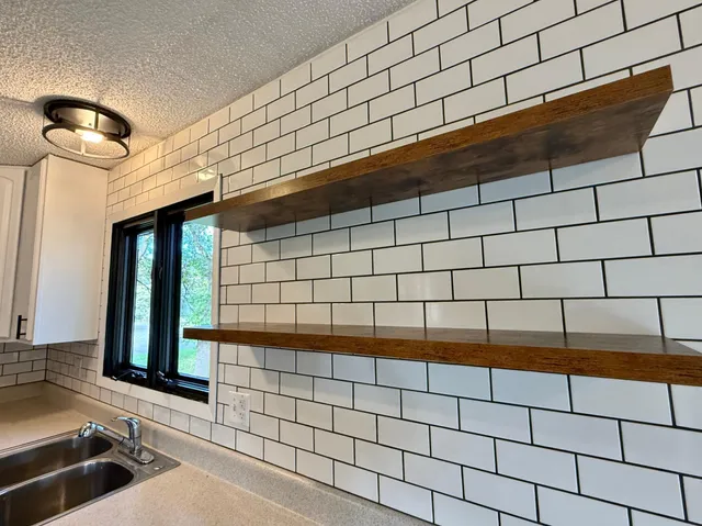 $239,900 | 902 Oakmont Drive, Thief River Falls, MN 56701