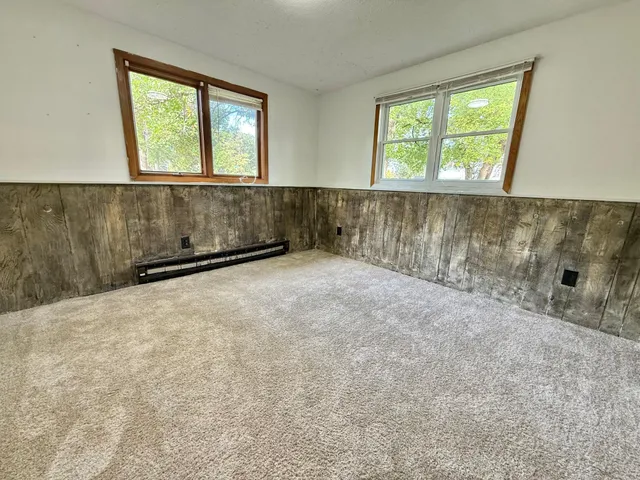 $239,900 | 902 Oakmont Drive, Thief River Falls, MN 56701