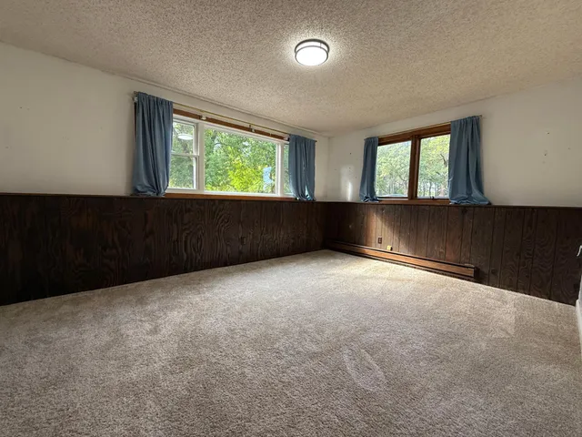 $239,900 | 902 Oakmont Drive, Thief River Falls, MN 56701