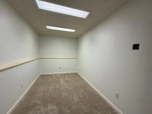 $229,900 | 902 Oakmont Drive, Thief River Falls, MN 56701