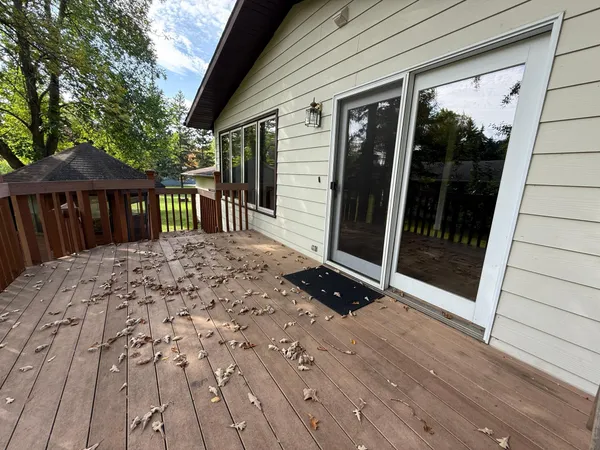 $229,900 | 902 Oakmont Drive, Thief River Falls, MN 56701