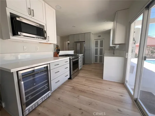 $975,000 | 20933 Hemmingway Street, Canoga Park, CA 91304