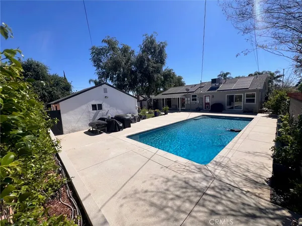 $975,000 | 20933 Hemmingway Street, Canoga Park, CA 91304
