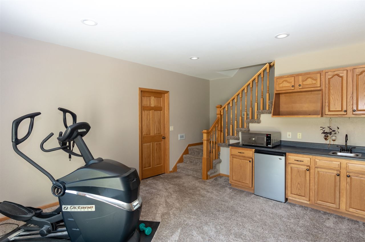 245 Jappa Road Ely, IA 52227 - Photo 5 of 9 Gallery Image 5