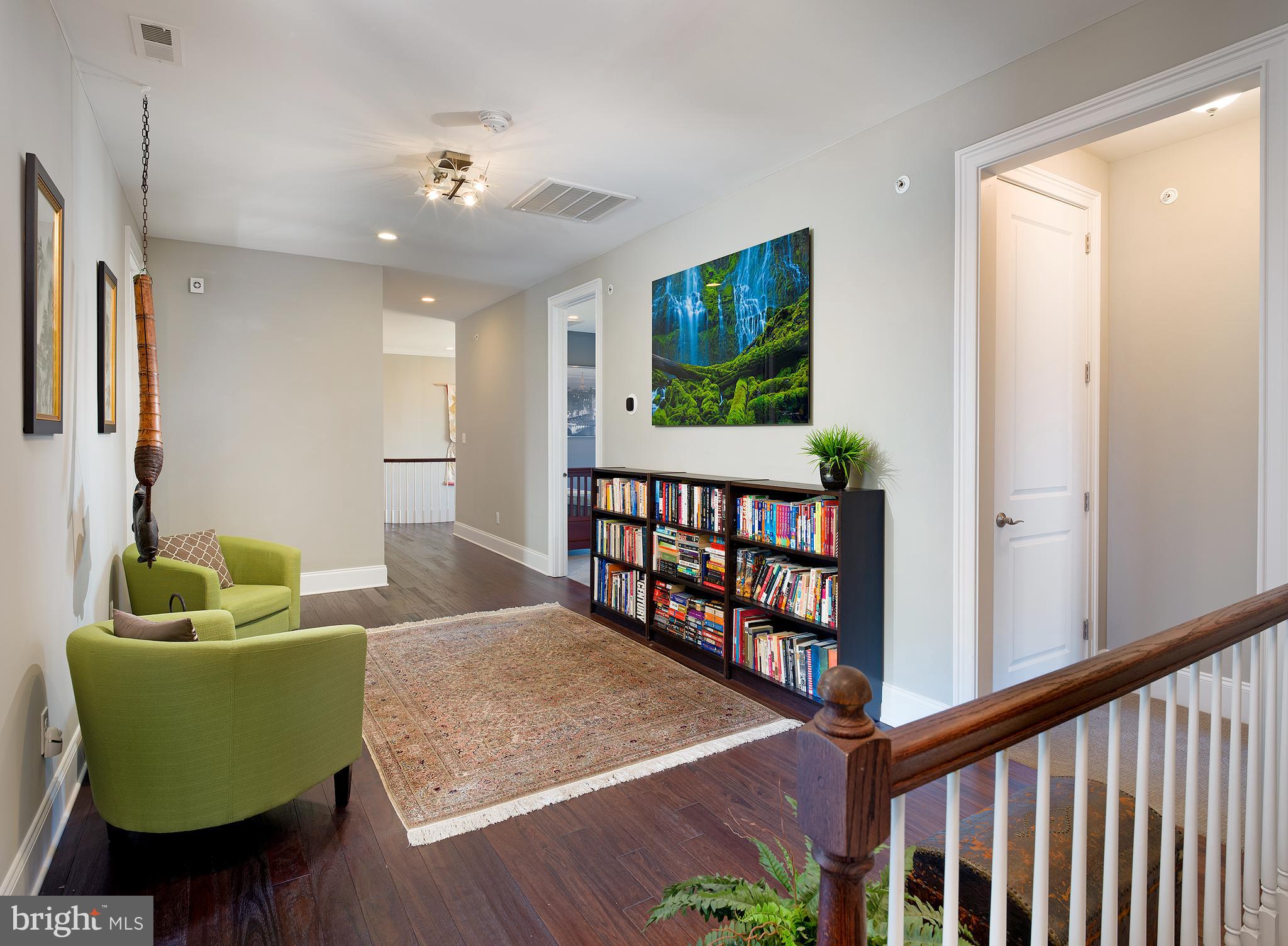 3905 Dutton Farm Road Newtown Square, PA 19073 - Photo 24 of 52 2nd Floor Landing