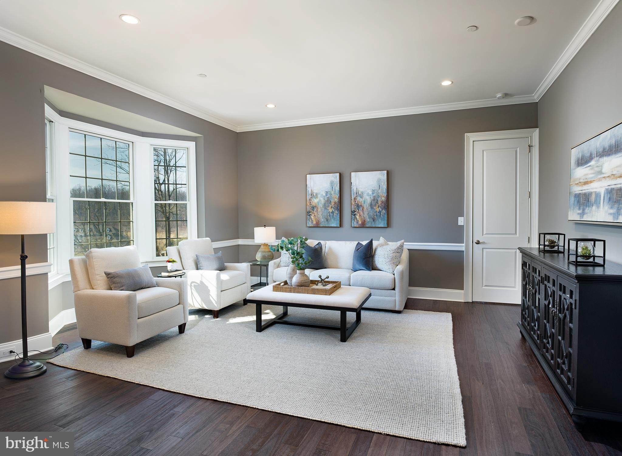 3905 Dutton Farm Road Newtown Square, PA 19073 - Photo 7 of 52 Living Room