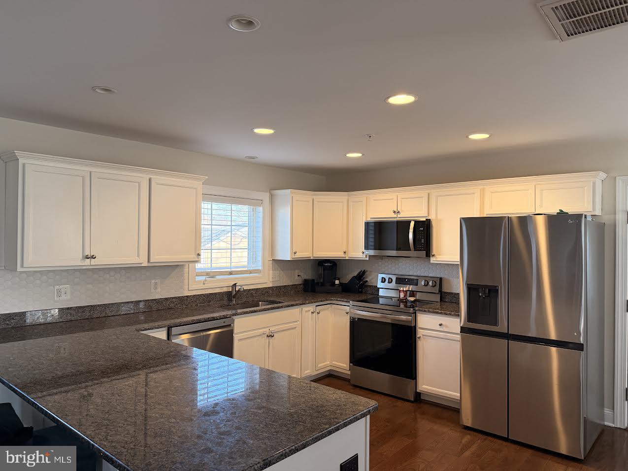 1635 Fairhill Drive Edgewater, MD 21037 - Photo 5 of 36