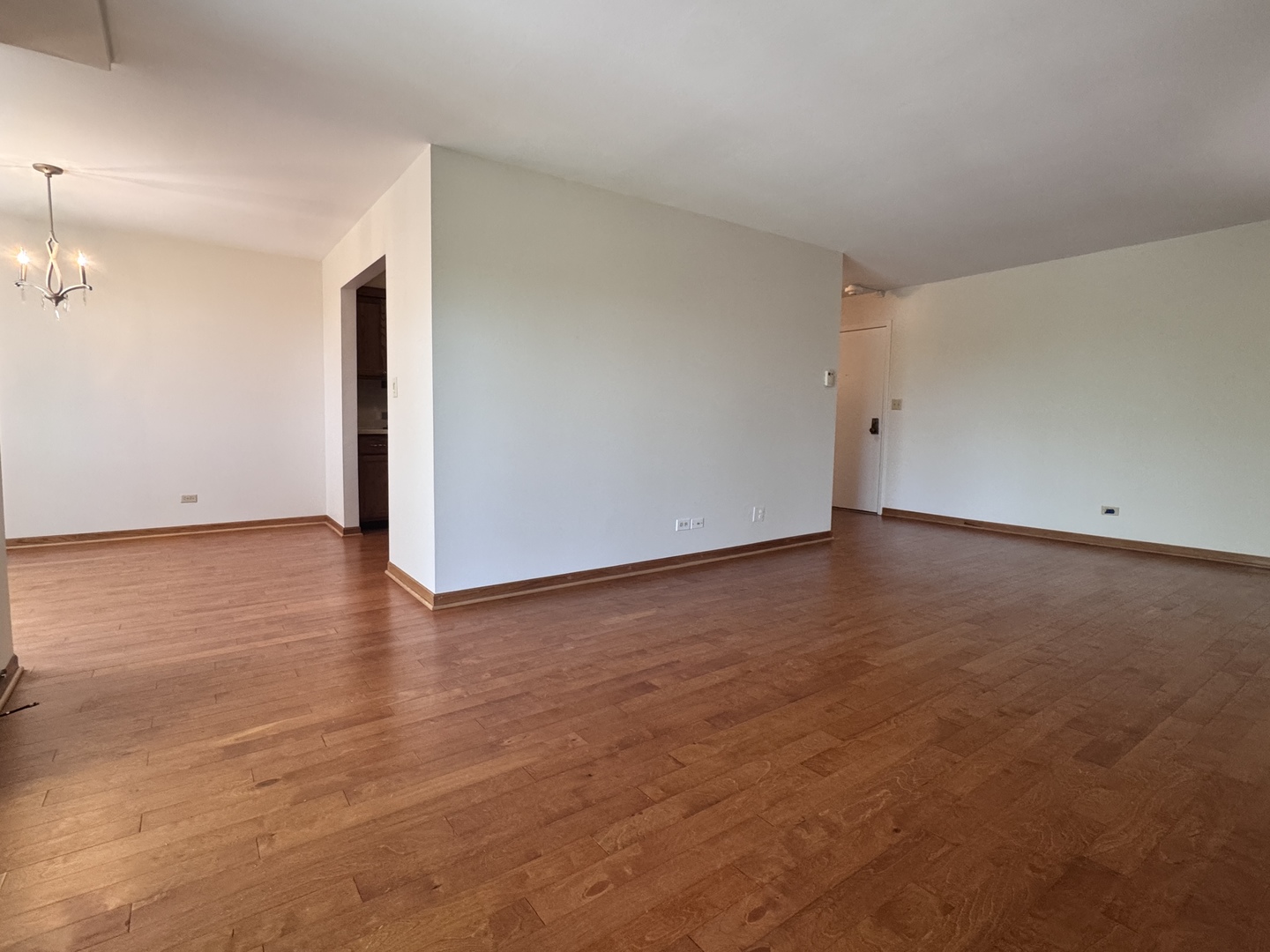 440 Raintree Court, Unit 3G Glen Ellyn, IL 60137 - Photo 8 of 35
