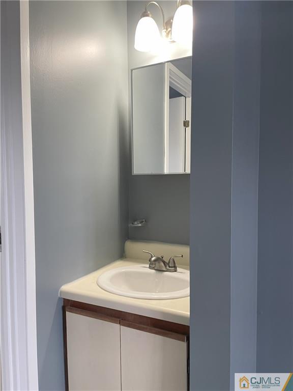 151 Remsen Avenue, Unit 13 New Brunswick, NJ 08901 - Photo 9 of 13 Gallery Image 9
