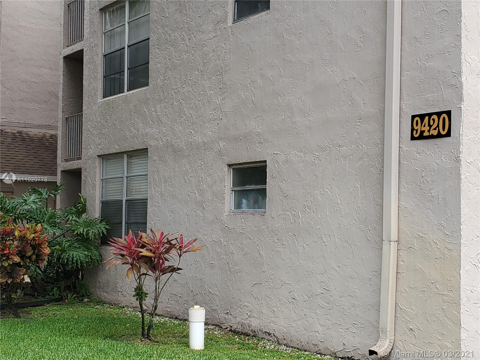 Pine Island Ridge Davie, FL 33324 - Photo 2 of 37