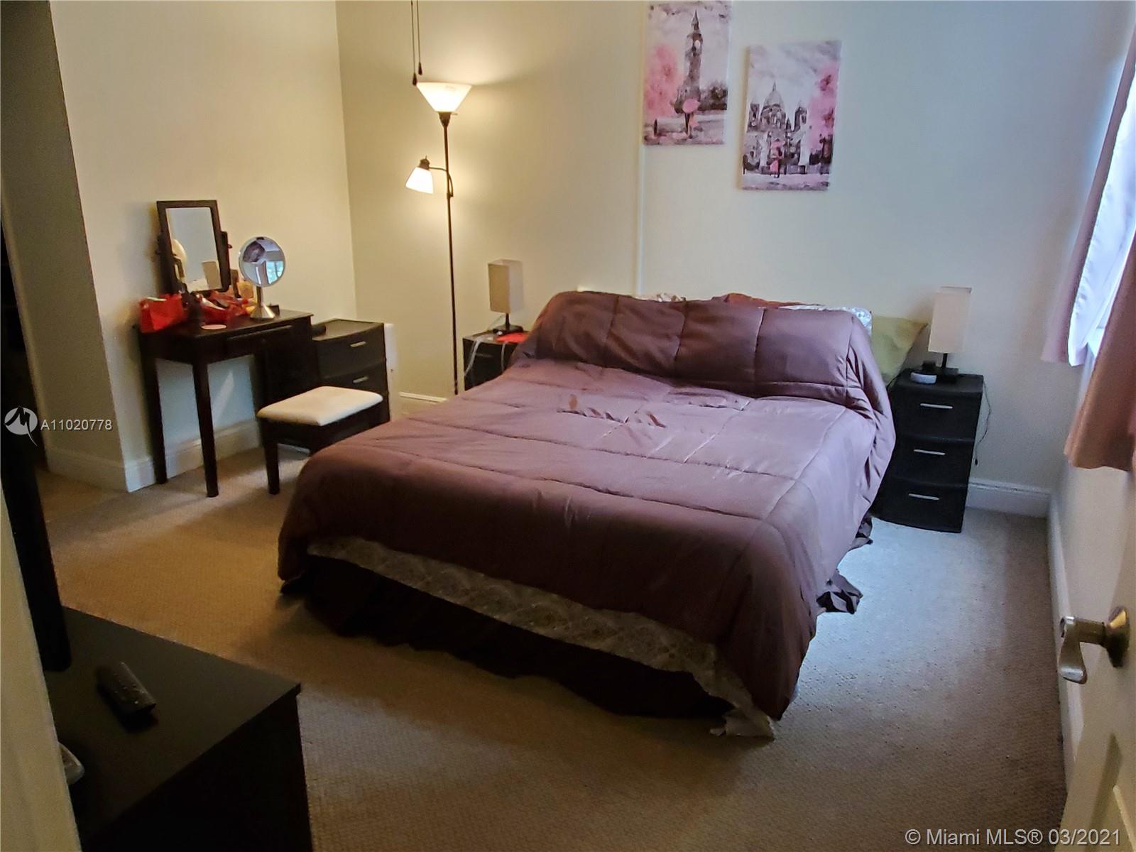 Pine Island Ridge Davie, FL 33324 - Photo 17 of 37