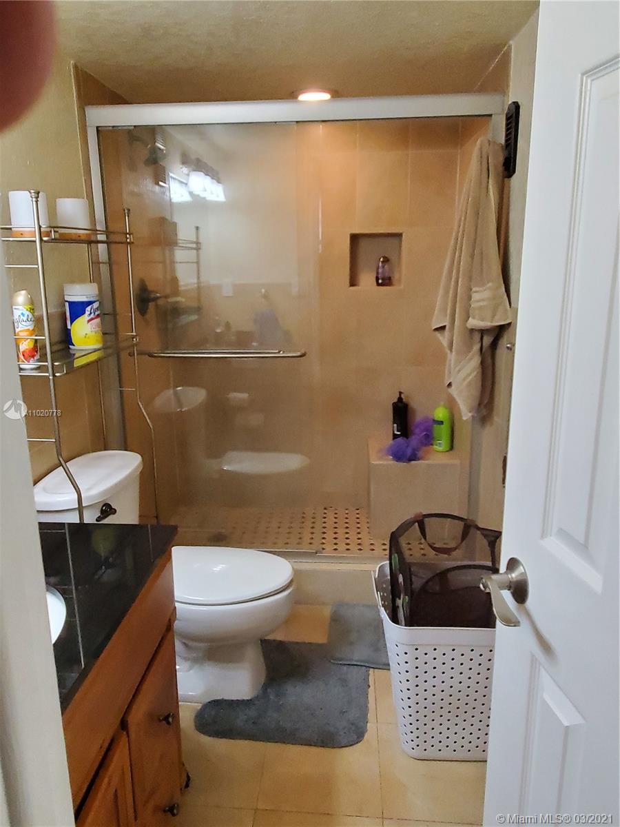 Pine Island Ridge Davie, FL 33324 - Photo 25 of 37