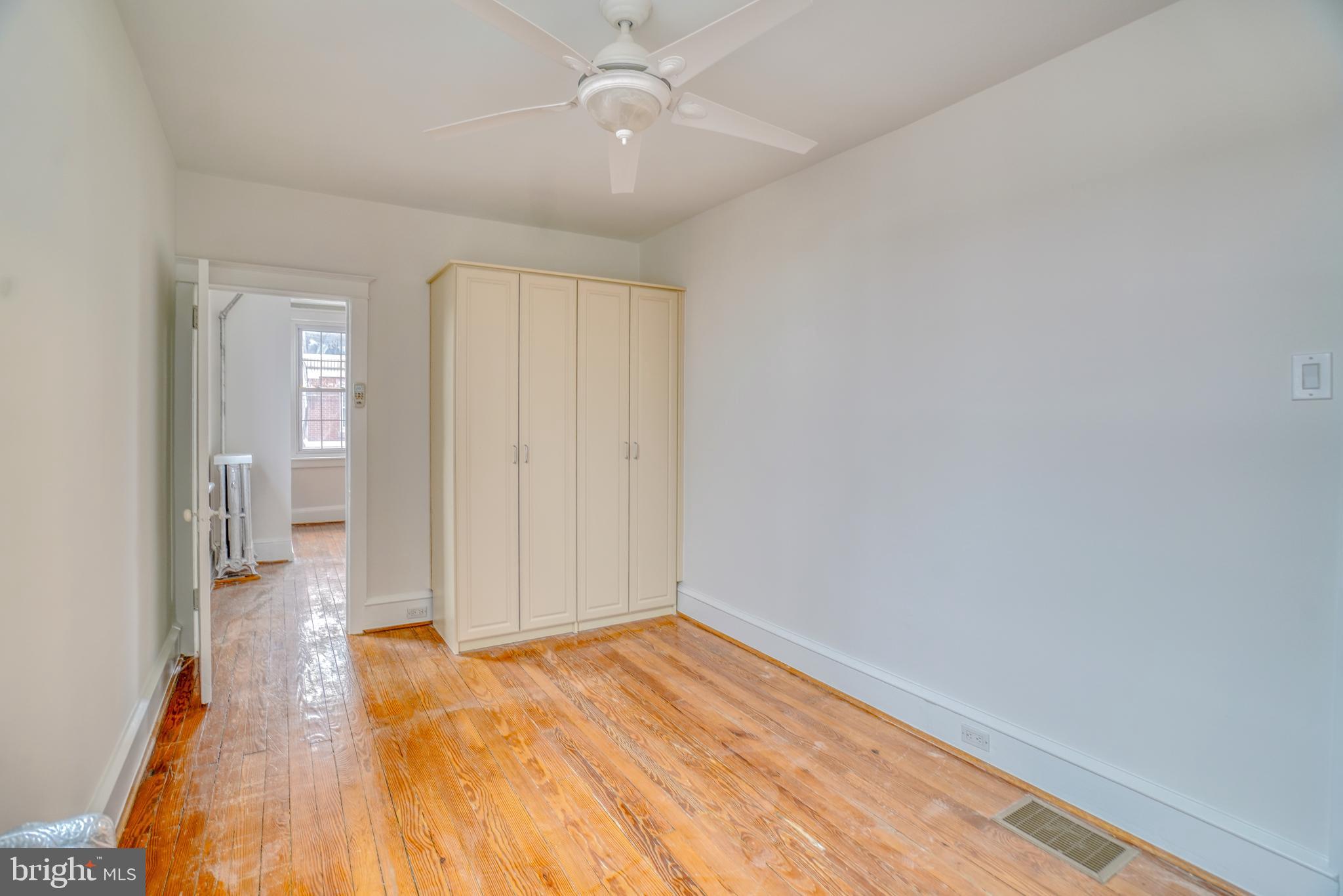 4501 Edgemont Street Philadelphia, PA 19137 - Photo 26 of 40 wooden floor in an empty room