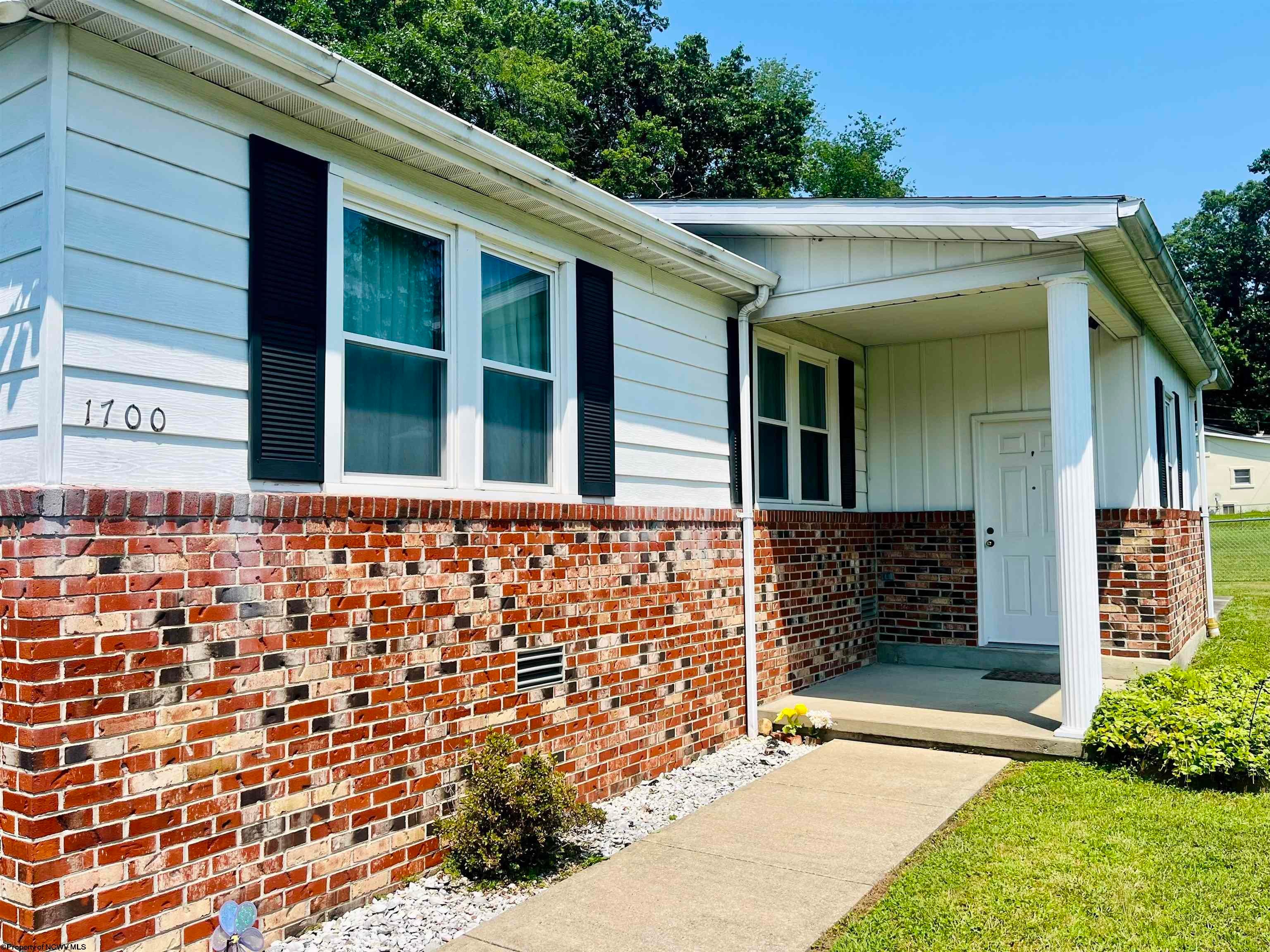1700 Tyrone Road Morgantown, WV 26508 - Photo 2 of 30 Gallery Image 2