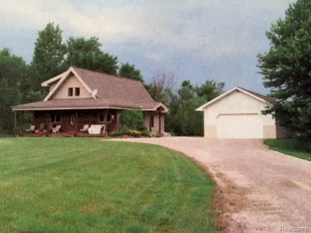 7680 Arnold Road Fair Haven, MI 48023 - Photo 12 of 12 IMG_4352.jpg