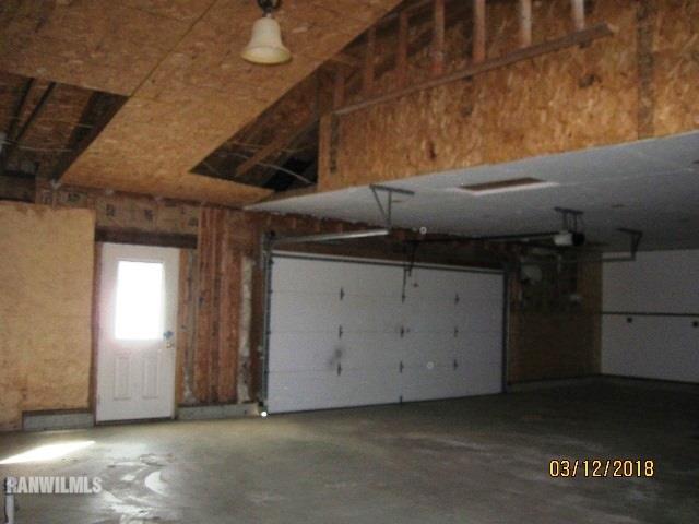 16747 West White Oak Road Forreston, IL 61030 - Photo 15 of 24 a view of a garage