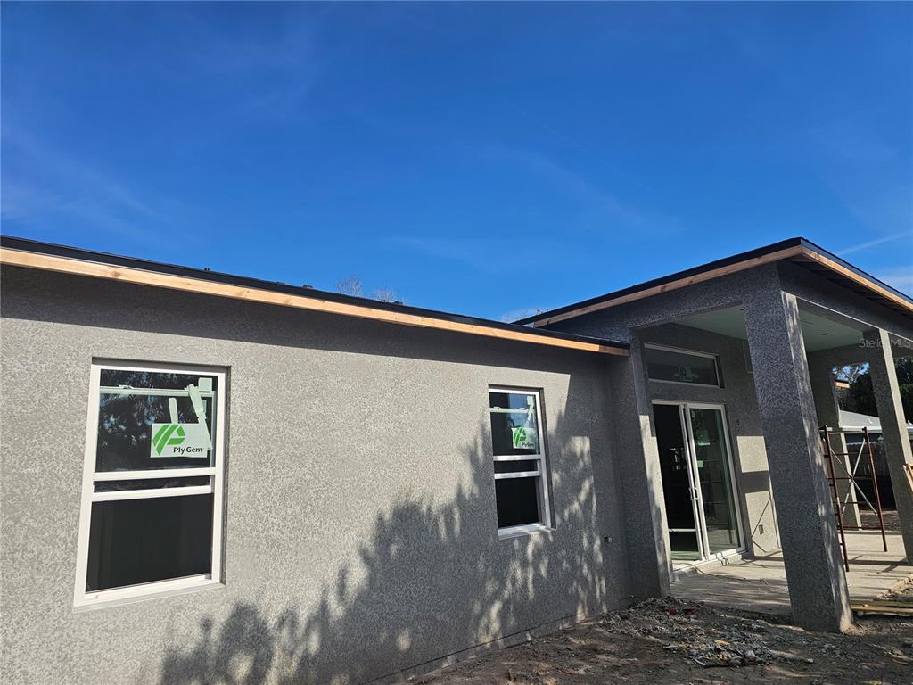 292 Gardenia Road Kissimmee, FL 34743 - Photo 17 of 23 a front view of a house with windows