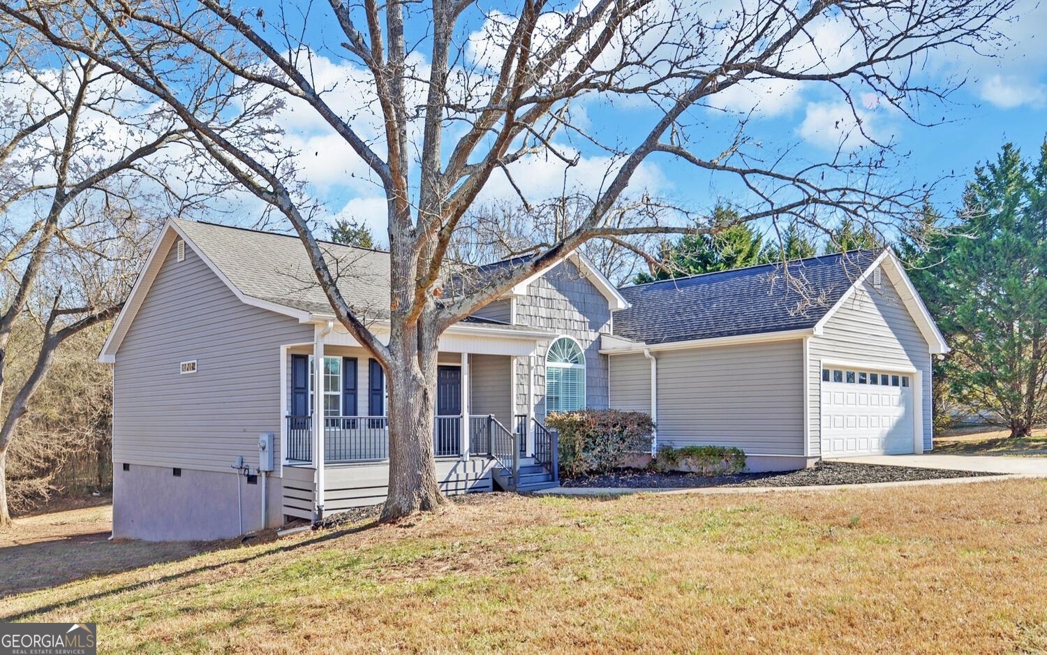 53 Summit Lane Carnesville, GA 30521 - Photo 1 of 1 a view of a house with a yard