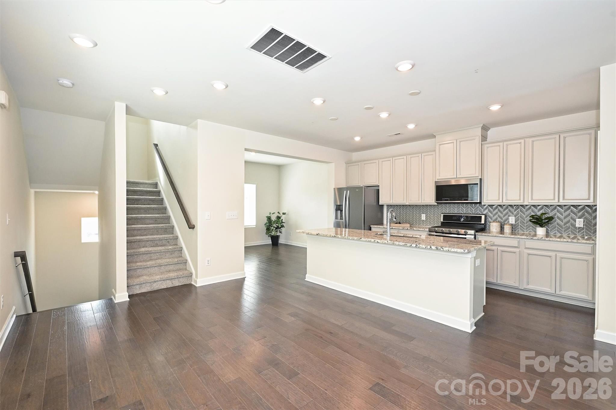 2410 Arbor Loop Drive Charlotte, NC 28217 - Photo 9 of 31