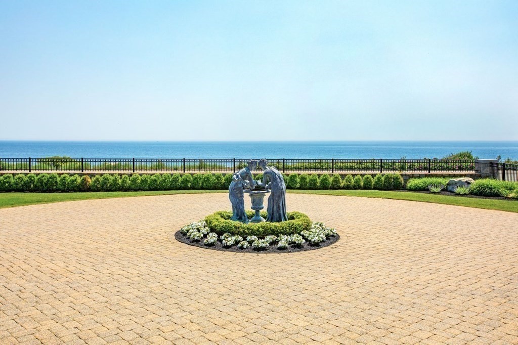 129 Atlantic Road Gloucester, MA 01930 - Photo 8 of 36