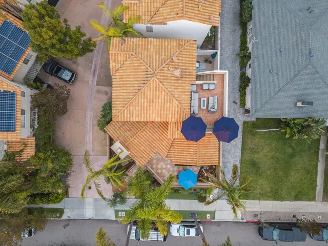 $3,198,000 | 7355 Fay Avenue, La Jolla, CA 92037