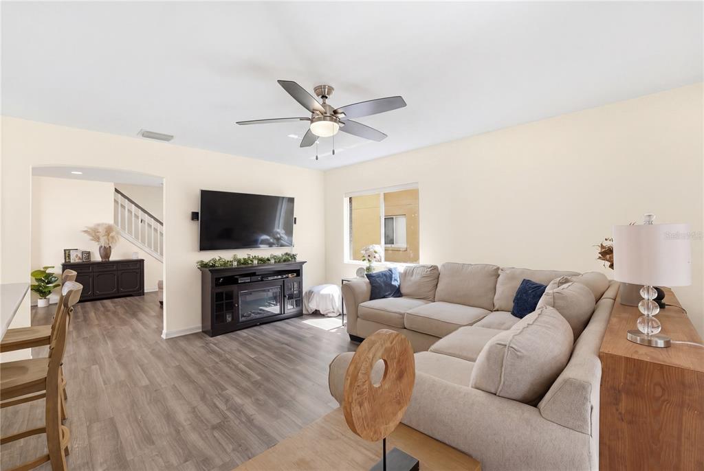 12942 Fennway Ridge Drive Riverview, FL 33579 - Photo 11 of 47
