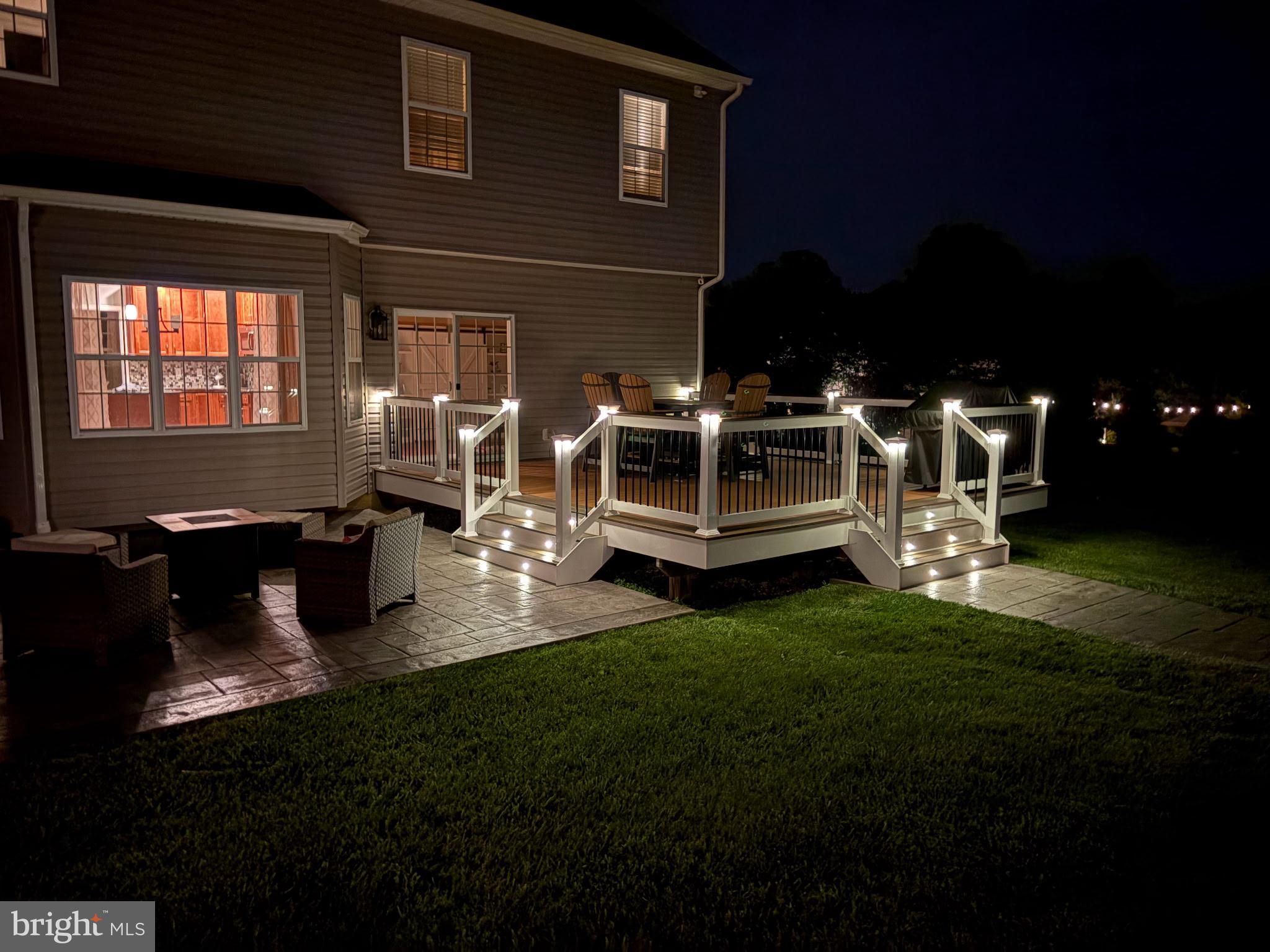 78 Lee Way Elkton, MD 21921 - Photo 37 of 39 a front view of a house with a yard table and chairs