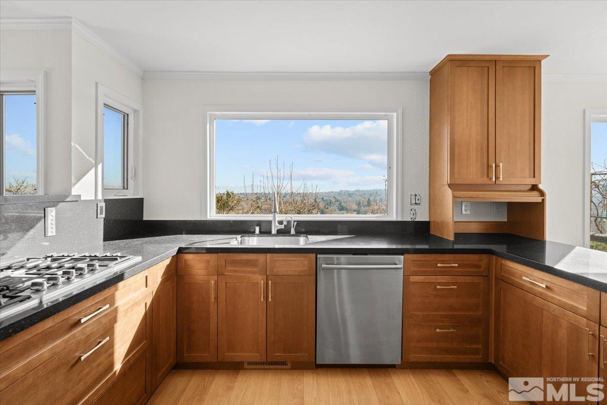 908 Edgecliff Drive Reno, NV 89523 - Photo 15 of 40 Photo 15