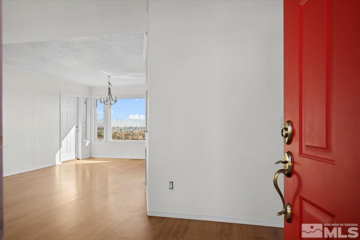 908 Edgecliff Drive Reno, NV 89523 - Photo 8 of 40 Photo 8