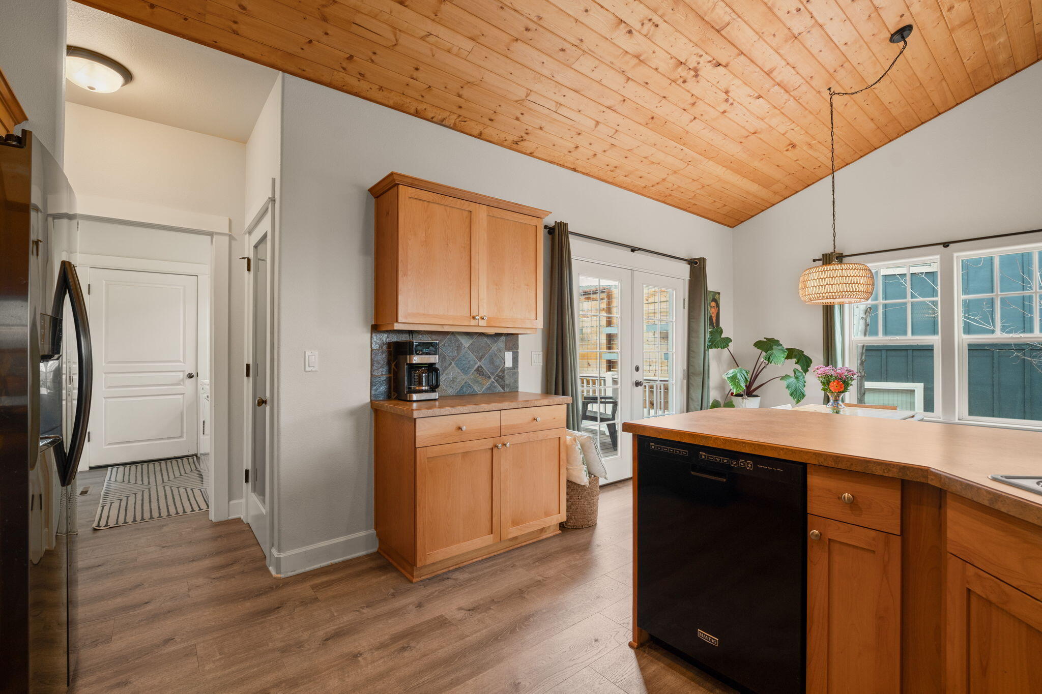 2225 Southwest 36th Court Redmond, OR 97756 - Photo 16 of 47 24-web-or-mls-2225 SW 36th Ct-15