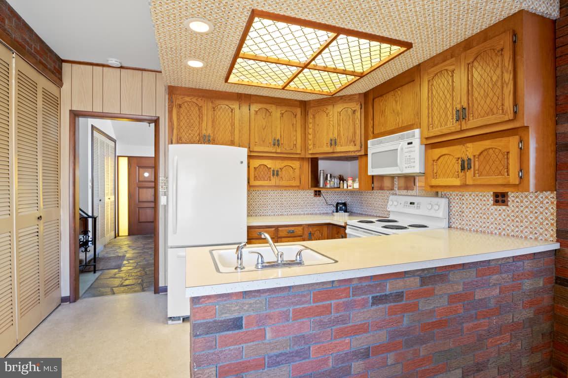 707 Lower State Road Ambler, PA 19002 - Photo 8 of 30 Gallery Image 8