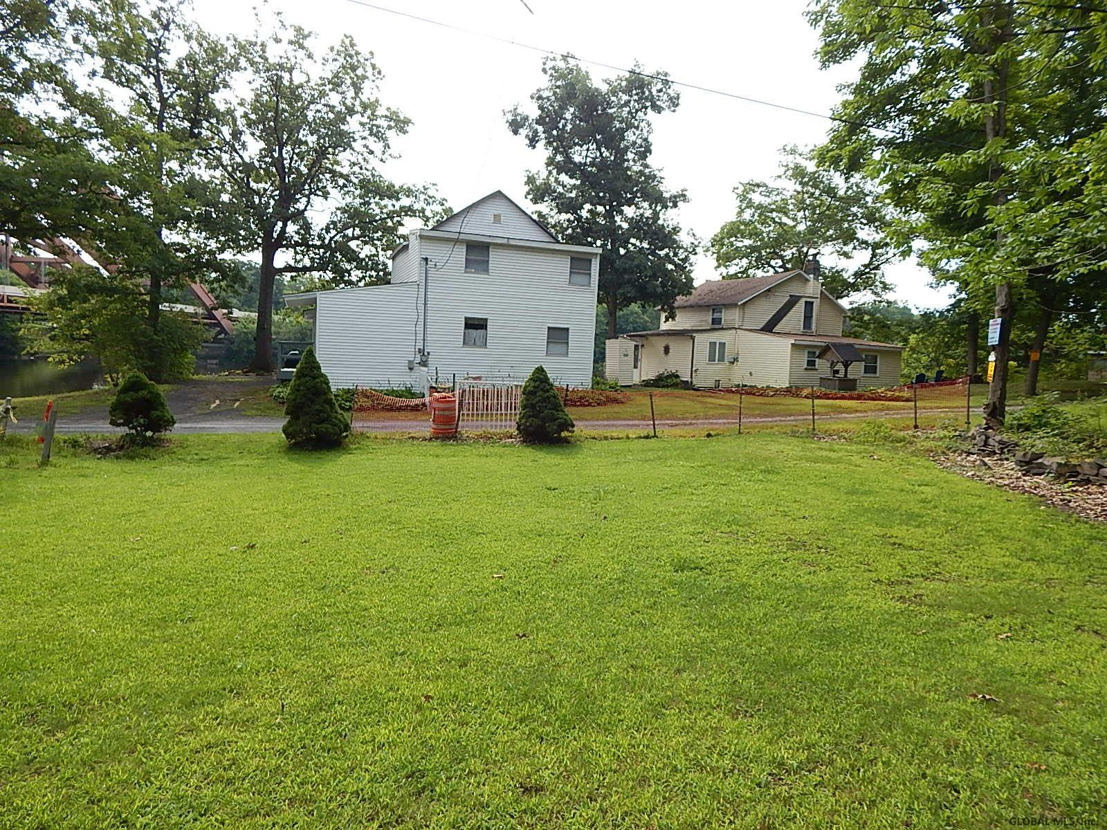 219 Towpath Road Halfmoon, NY 12065 - Photo 21 of 37 Photo 21