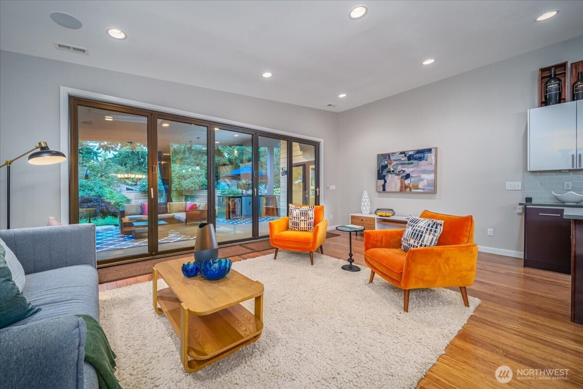 13017 3rd Avenue Northwest Seattle, WA 98177 - Photo 11 of 28