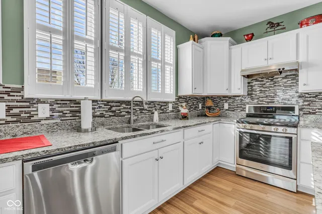 $399,000 | 4955 Dahlia Drive, Plainfield, IN 46168