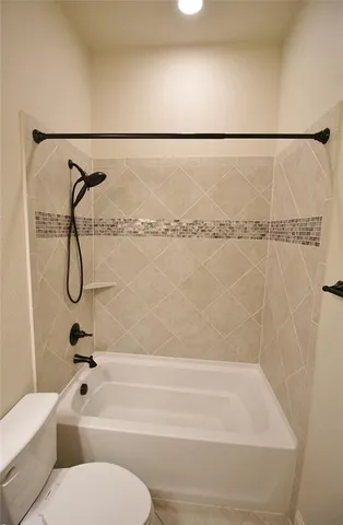 $2,700 | 1532 Reagan Avenue, Waxahachie, TX 75165