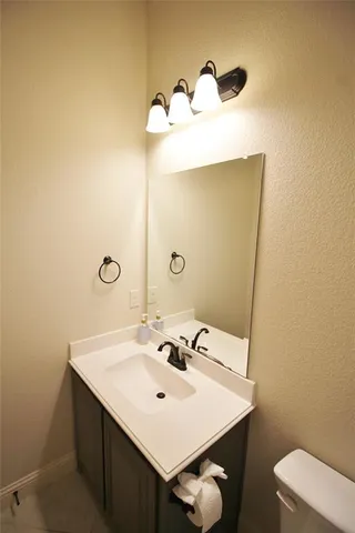 $2,700 | 1532 Reagan Avenue, Waxahachie, TX 75165