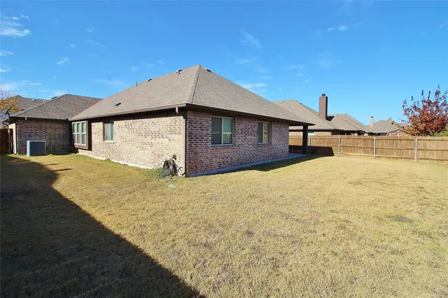 $2,700 | 1532 Reagan Avenue, Waxahachie, TX 75165