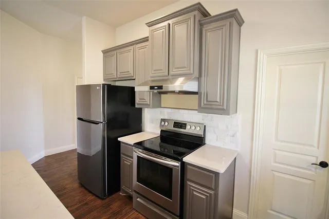 $2,700 | 1532 Reagan Avenue, Waxahachie, TX 75165