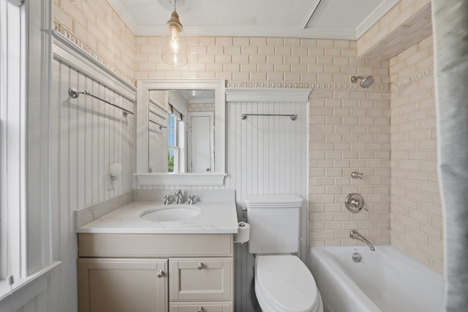 6 Sandwich Road Nantucket, MA 02554 - Photo 12 of 43