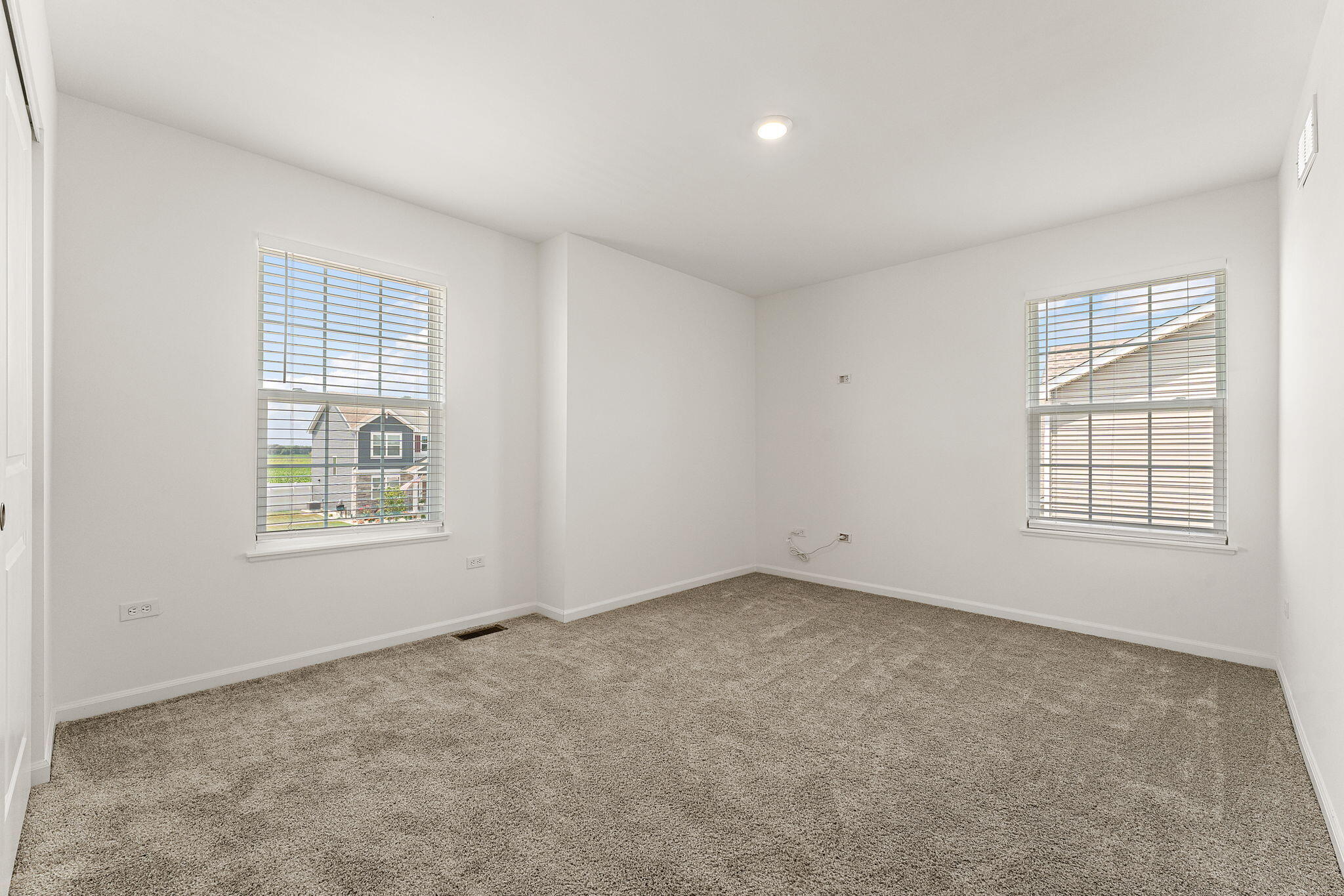 11423 Thomas Street Crown Point, IN 46307 - Photo 17 of 25 2048x1365