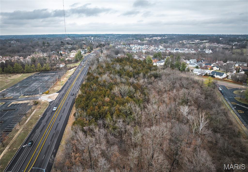 6315 Hagemann Road St. Louis, MO 63128 - Photo 5 of 10