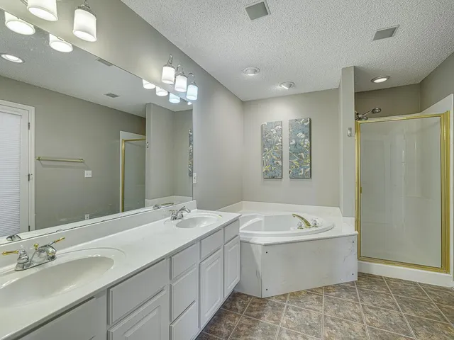 $329,000 | 9260 Merrimac Lane North, Maple Grove, MN 55311