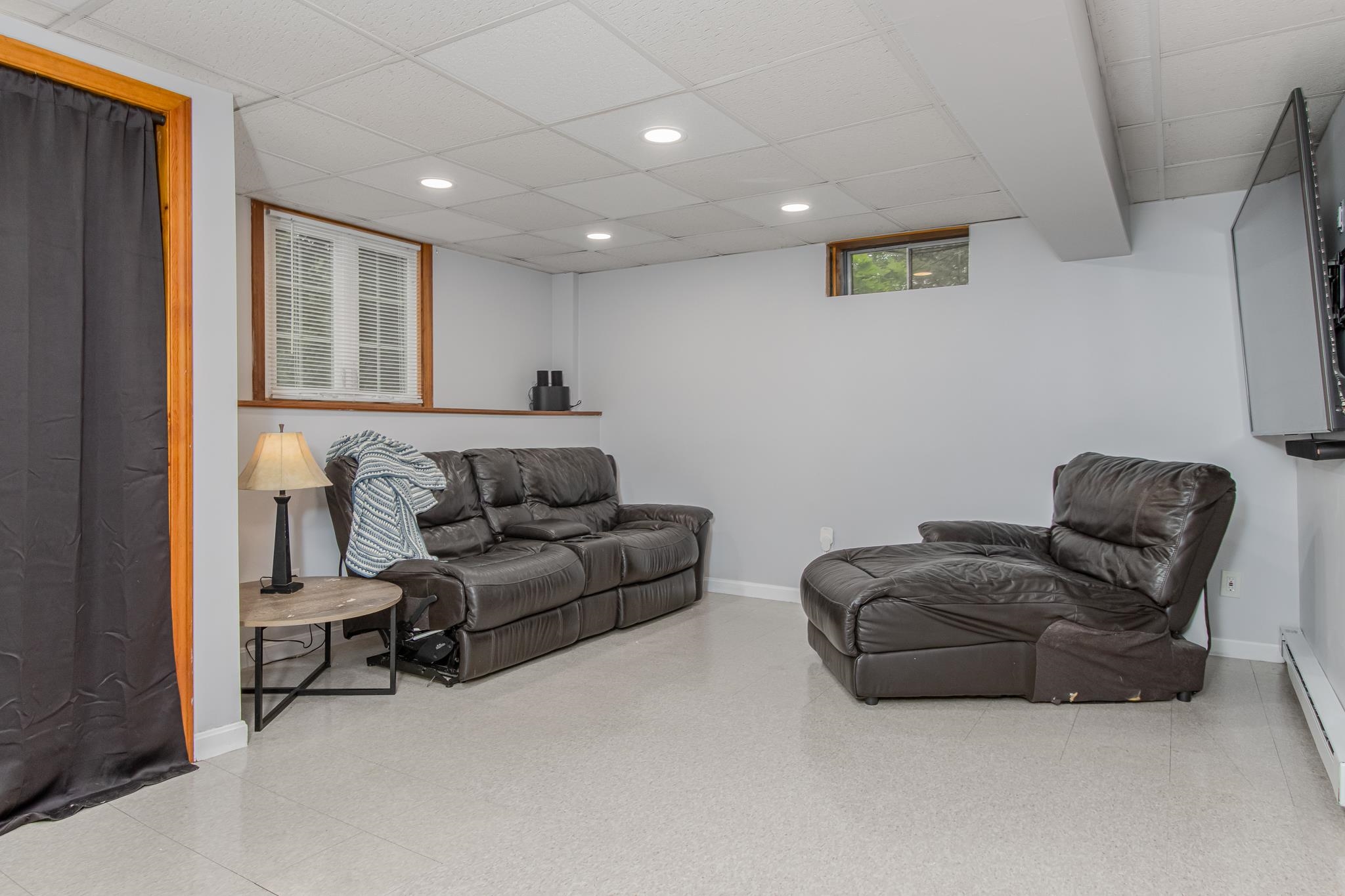68 Benjamin Street Manchester, NH 03109 - Photo 27 of 37