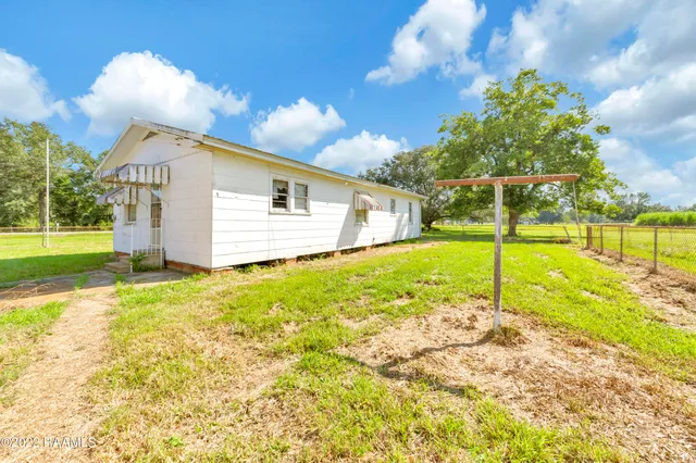 $320,000 | 3129 Highway 338, Abbeville, LA 70510