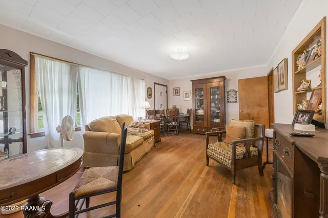 $320,000 | 3129 Highway 338, Abbeville, LA 70510