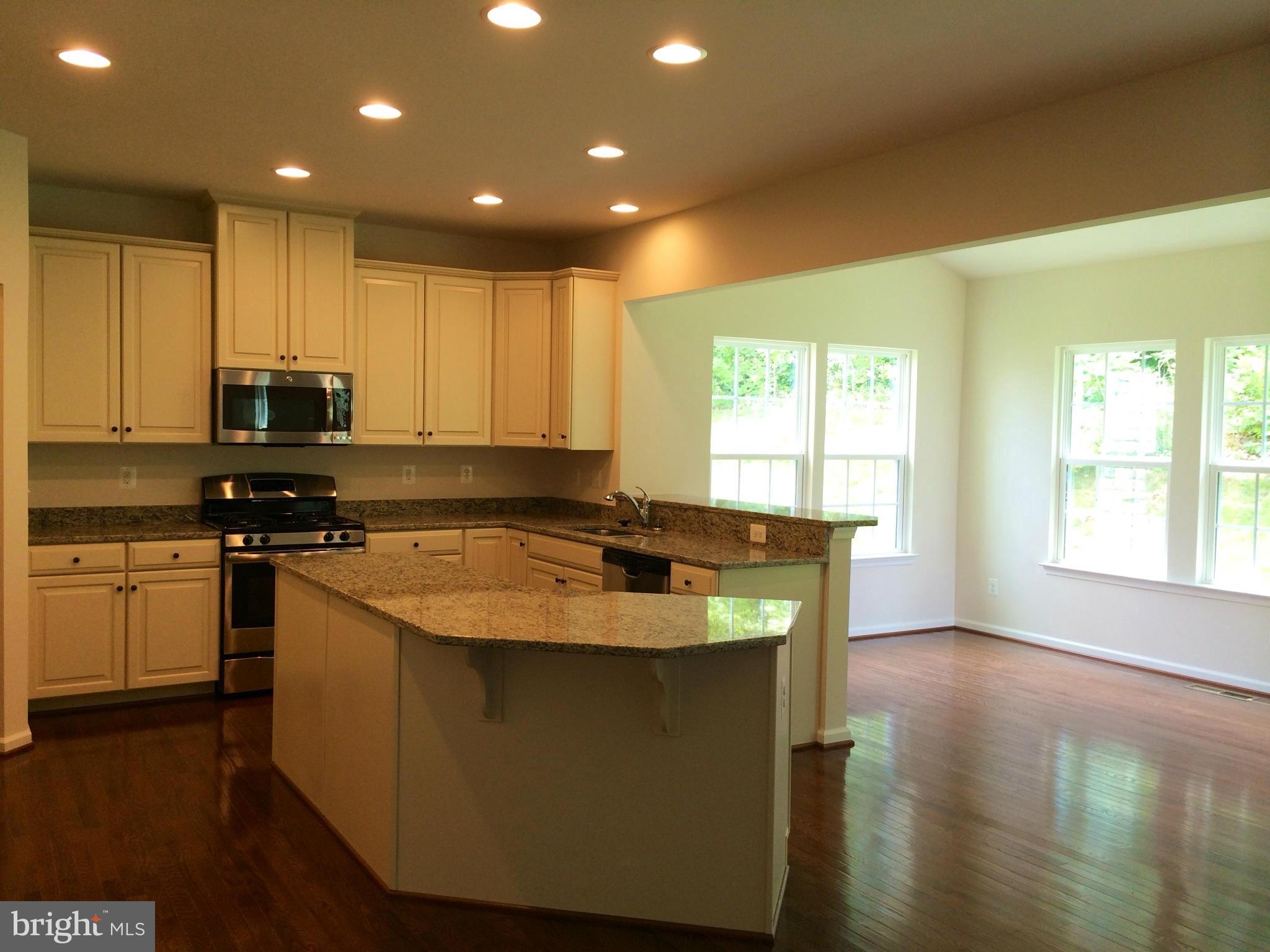 937 Countryside Road Seven Valleys, PA 17360 - Photo 3 of 20 Kitchen